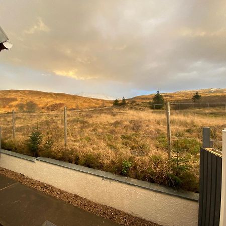 Highland Stays - Ben View Room & Jacuzzi Bath Fort William Bagian luar foto